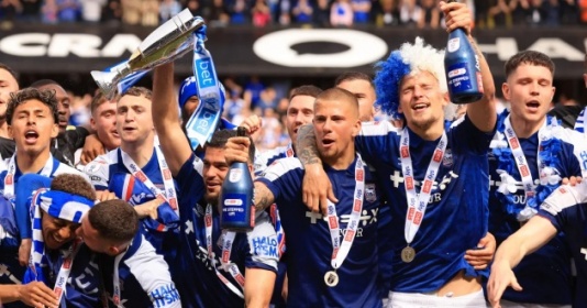 Ipswich Town trở lại Ngoại Hạng sau 22 năm